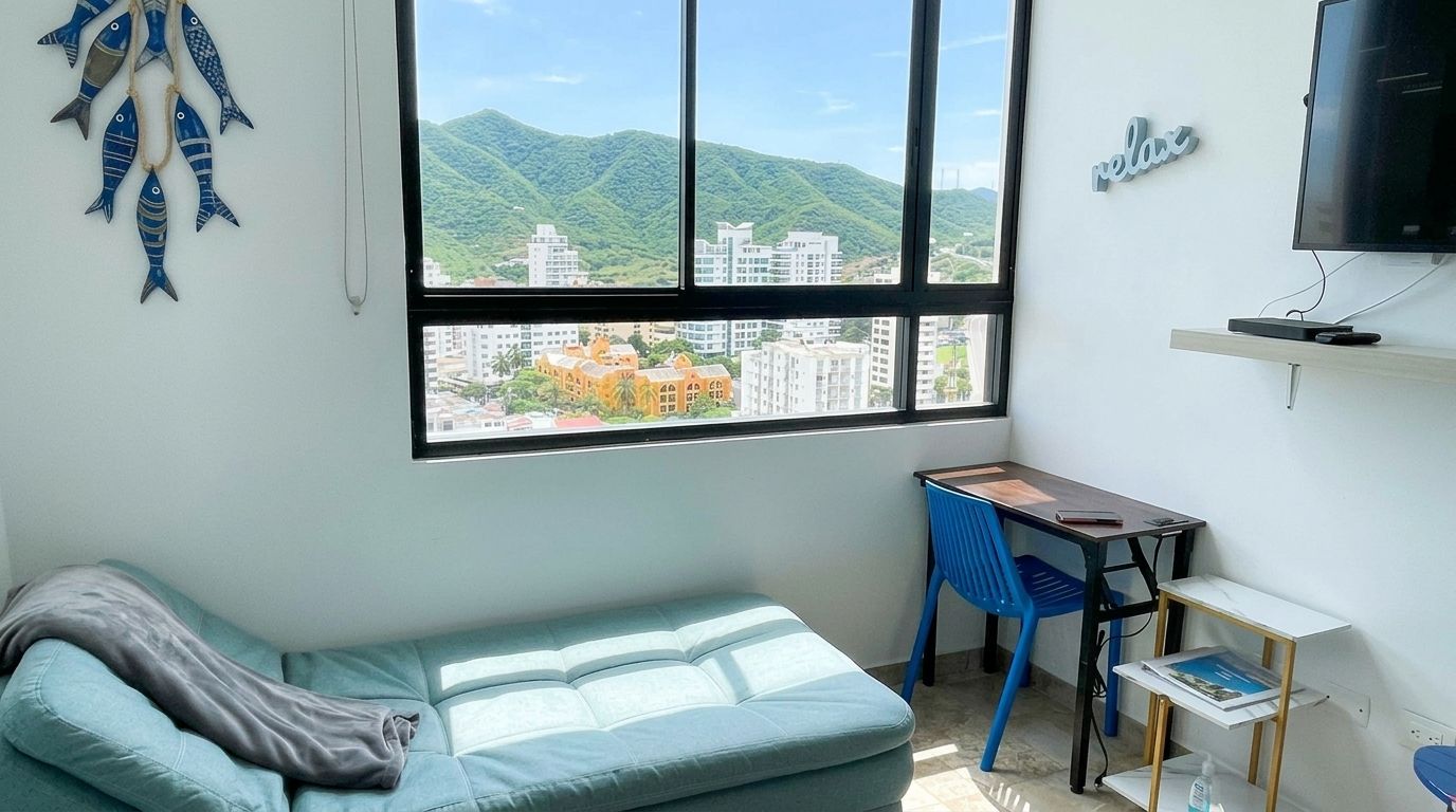 Dedicated workspace desk in a Santa Marta El Rodadero short-term rental